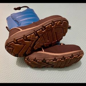 Boys snow boots
